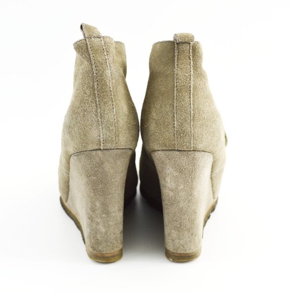 Steve Madden Suede Wedges #175-59 - Picture 4 of 5